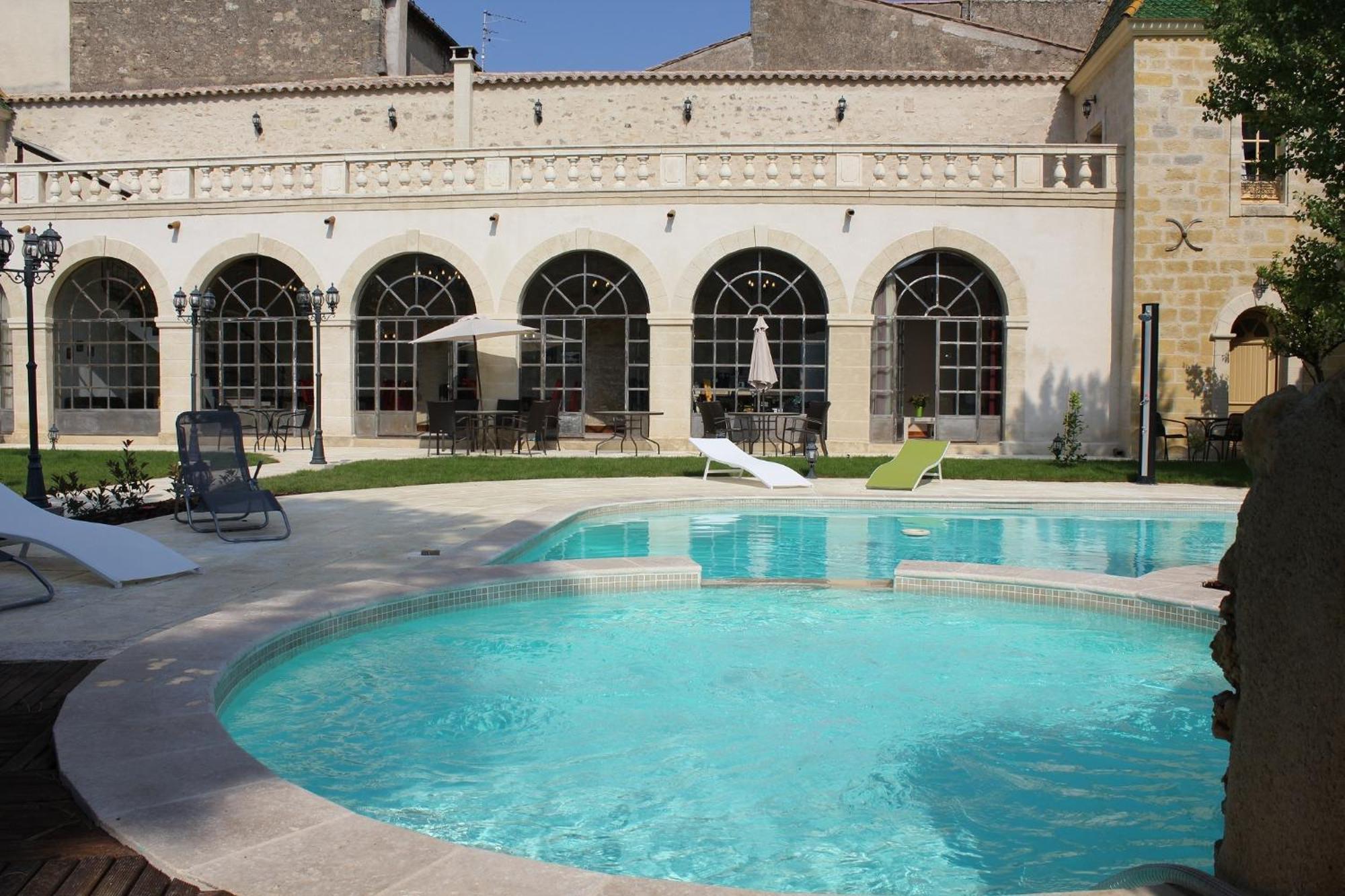 Les Galeries De Beaulac Pézenas Eksteriør bilde