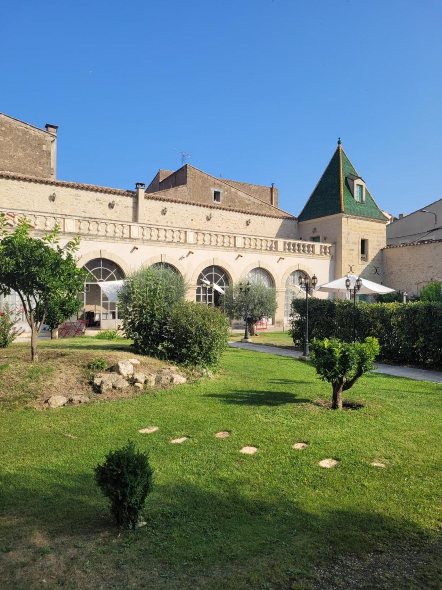 Les Galeries De Beaulac Pézenas Eksteriør bilde